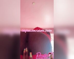 Choclick Milkshake aka latavia_dache - 11-17-2024 OnlyFans Video - Its Sunday funday