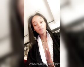 Arby_meats aka lovelee_arby - 01-20-2022 OnlyFans Video - Just a little morning humor  YA GIRL IS BACK  did my babies miss me_sa41