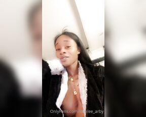 Arby_meats aka lovelee_arby - 01-20-2022 OnlyFans Video - Just a little morning humor  YA GIRL IS BACK  did my babies miss me_sa41