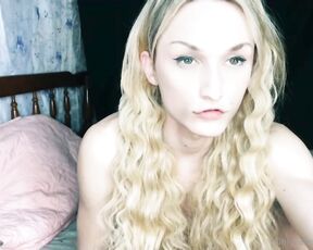 Ryne Stone aka rynestoned - 05-21-2021 OnlyFans Video - Got some new Rapunzel hair to play in