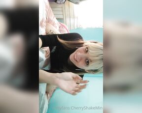 CherryShakeMin aka cherryshakemin - 12-24-2020 OnlyFans Video - Some bloopers gtwlt i tried to make something and it ended weird_ Im posting a set