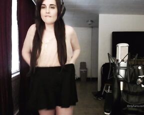 Claireabella aka msclaireabella - 08-21-2019 OnlyFans Video - hope u like my little dance and outfit