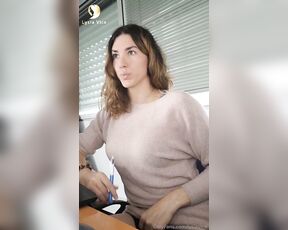 LysiaVice aka lysiavice - 10-27-2023 OnlyFans Video - Anyone wants to make out Feeling cold in my office