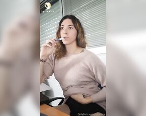 LysiaVice aka lysiavice - 10-27-2023 OnlyFans Video - Anyone wants to make out Feeling cold in my office