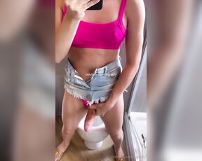 Giselly Angel aka tsgiselly - 07-10-2024 OnlyFans Video - I went to the bathroom and when I looked in the mirror I felt horny, I