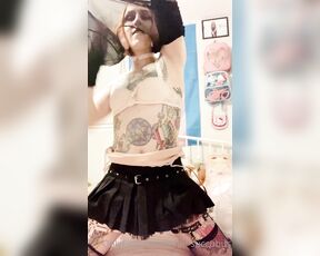 Luci Belle aka cutie-succubus - 07-26-2021 OnlyFans Video - Heres a cute treat for yall Me doing a little strip tease and being a slut