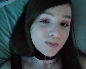 Lumi aka secretlumi - 03-04-2021 OnlyFans Video - I need a massage before bed