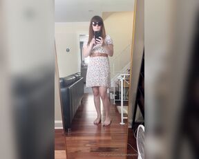 Sammi Smith aka sammismith26 - 10-13-2023 OnlyFans Video - Kind of a bonus post but Ive started taking little videos of my outfits for Twitter_gus0