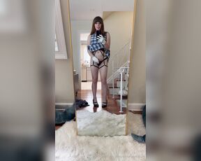 Sammi Smith aka sammismith26 - 07-12-2024 OnlyFans Video - Outfit of the day compilation featuring my partners_miwc