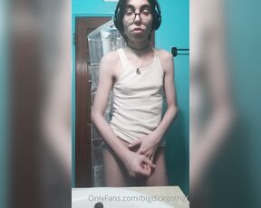 Big Dick Goth GF aka bigdickgothgf - 12-03-2022 OnlyFans Video - I like the faces I make when I cum  makes me feel cute