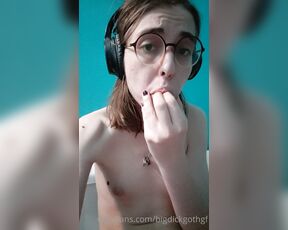 Big Dick Goth GF aka bigdickgothgf - 07-21-2023 OnlyFans Video - a little bit of late night lewdness gt33_v1lb