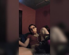 Big Dick Goth GF aka bigdickgothgf - 12-04-2024 OnlyFans Video - came a lot