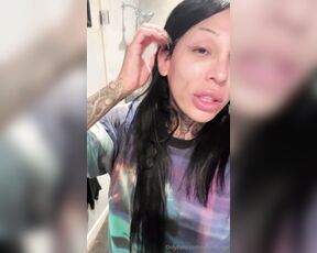 Eden Raynes aka edenraynes - 10-28-2024 OnlyFans Video - 3am confessions