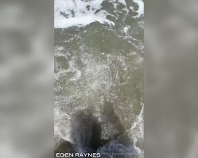 Eden Raynes aka edenraynes - 07-06-2024 OnlyFans Video - private beach fun