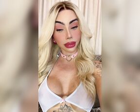 Nathalia Castro aka nathaliacastrofc - 12-04-2024 OnlyFans Video - Good morning dear, I woke up very naughty and horny today