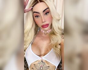 Nathalia Castro aka nathaliacastrofc - 12-04-2024 OnlyFans Video - Good morning dear, I woke up very naughty and horny today