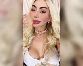 Nathalia Castro aka nathaliacastrofc - 12-04-2024 OnlyFans Video - Good morning dear, I woke up very naughty and horny today