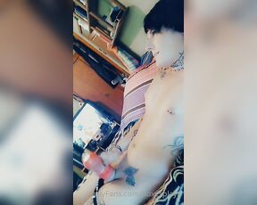 SoftBoxBoi aka boxieboii - 09-05-2020 OnlyFans Video - Having a fap