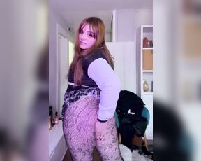 June Fembug aka faecuddlebug - 03-22-2024 OnlyFans Video - two videos for u to enjoy D felt really sexy on these