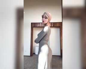 Anna trans aka coral_reef - 12-16-2024 OnlyFans Video - what do you think of my curves in this dress