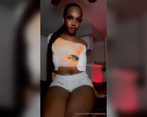 TS Freakofdaweekk aka freakofdaweekk - 11-18-2023 OnlyFans Video - Leaked freakofdaweekk 81735