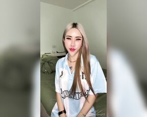 TS Nang aka nang69 - 08-20-2024 OnlyFans Video - just playing around_zh8z