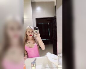 TS Nang aka nang69 - 08-20-2024 OnlyFans Video - just playing around