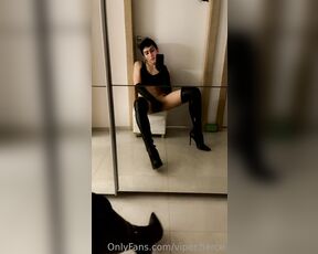 Viper Fierce aka viperfierce - 11-17-2022 OnlyFans Video - These boots are soooo sexyyy