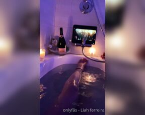 Liah Ferreira ‍ aka liahferreira - 07-05-2020 OnlyFans Video - chillin at home_3ix6