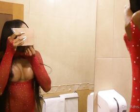 Best Tgirls aka tgirls_best - 01-20-2024 OnlyFans Video - The black Kardashian shows off her tits