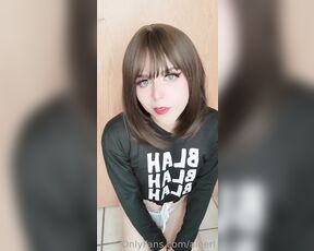 AleEri aka aleeri - 07-01-2023 OnlyFans Video - Soy bonita o ejerzo mi carrera