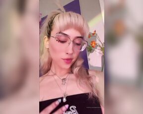 Siren Moon aka bedroomsiren - 03-13-2022 OnlyFans Video - imagine im just your cute lil wifey sending you videos cuz i miss you lt3