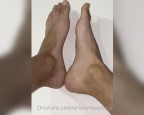 Mexicana arisfemboysissy aka arisfemboysissy - 09-26-2021 OnlyFans Video - Do you like feet I love when they suck them while fucking me Te gustan los