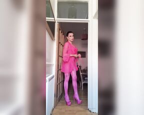 Mistress Grande aka Mistressgrande OnlyFans - Pink Pink Watch me what do you think You like Pink