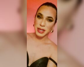 Mistress Grande aka Mistressgrande OnlyFans - Saturday night what you like to do  I do like to Fuck married mans red hot 2