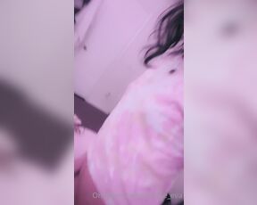 Monserrat Alfaro aka 95_monse - 01-22-2021 OnlyFans Video - Papi needed to dick me down be for bed  jk