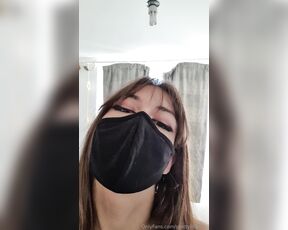 Pretty Little Iris aka prettylittleiris - 01-12-2024 OnlyFans Video - I love showing myself off  do you like to watch