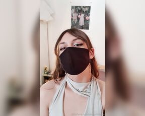 Pretty Little Iris aka prettylittleiris - 03-10-2024 OnlyFans Video - I love showing myself off to you  whats the first thing youd wanna do with