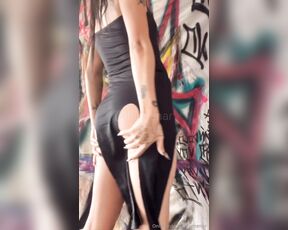 Flumenar aka flumenar - 04-10-2024 OnlyFans Video - you like my new dress