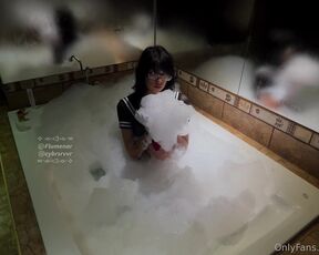 Flumenar aka flumenar - 08-19-2024 OnlyFans Video - exchange student getttin fuck in a japanese jacuzzi by her hottie classmatelt3