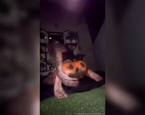 TS Freaklikem3 aka freaklikem3 - 10-26-2024 OnlyFans Video - Spooky Season