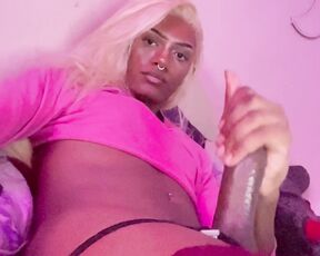 TsBarbianna aka explicitlyarmani - 06-21-2023 OnlyFans Video - edging until i bust