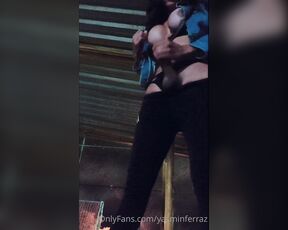 Yasmin ferraz aka yasminferraz - 08-11-2021 OnlyFans Video - Paseando por la calle me puse muy cachonda  Se tu gusta lo que ves en