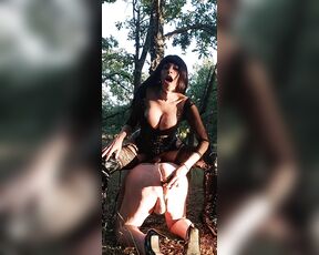 Yasmin ferraz aka yasminferraz - 07-05-2020 OnlyFans Video - Un paseo en el bosque