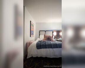 Hilary liberman 91 aka hliberman504 - 11-19-2023 OnlyFans Video - Im visiting Atlanta Georgia and my best friends cousin picked me up from the airport and