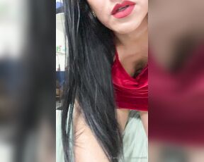 Karol Diesel aka karoldiesel86 - 10-20-2024 OnlyFans Video - I love wearing a red dress