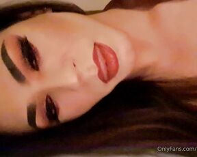 Mistress Grande aka Mistressgrande OnlyFans - All i need now is a good boy to give me a good massag  anyon