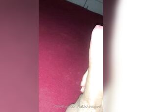 Fabíola Voguel aka Fabiolavoguel OnlyFans - Algum curte champanhe com Morangos