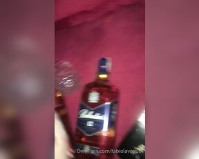 Fabíola Voguel aka Fabiolavoguel OnlyFans - Aceita um drink