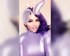 TS Foxxy aka Foxxy702 OnlyFans - I was your naughty Easter Bunny 1